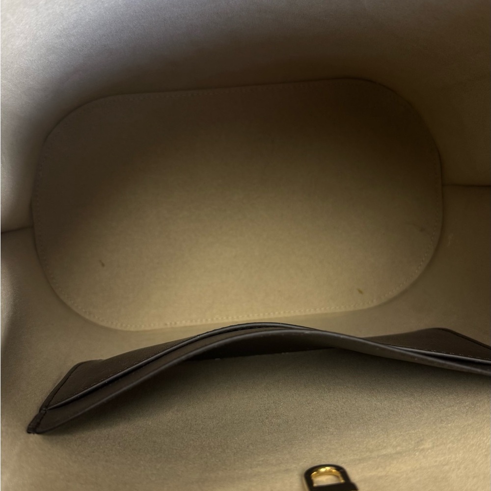Toteme Leather Belted Bucket Bag - Picture 10 of 12